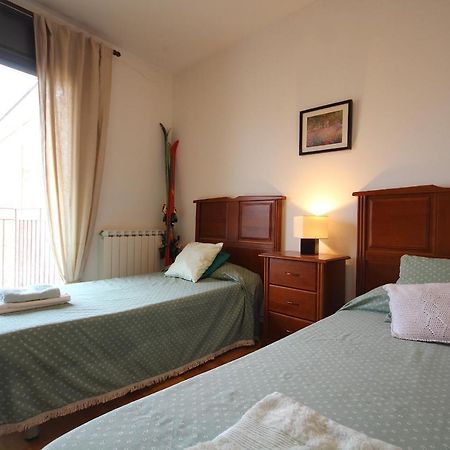 Ca L'Anna - Holiday Apartment Tremp Room photo
