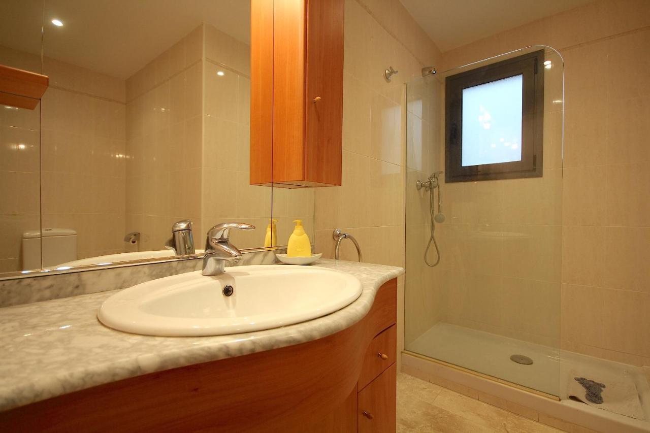 Ca L'Anna - Holiday Apartment Tremp Room photo