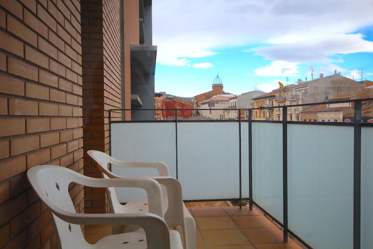 Ca L'Anna - Holiday Apartment Tremp Room photo